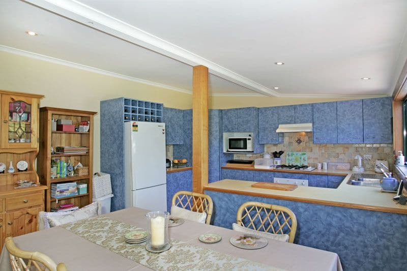 30 Dampier Boulevard, KILLARNEY VALE NSW 2261, Killarney Vale - Thumbnail 3
