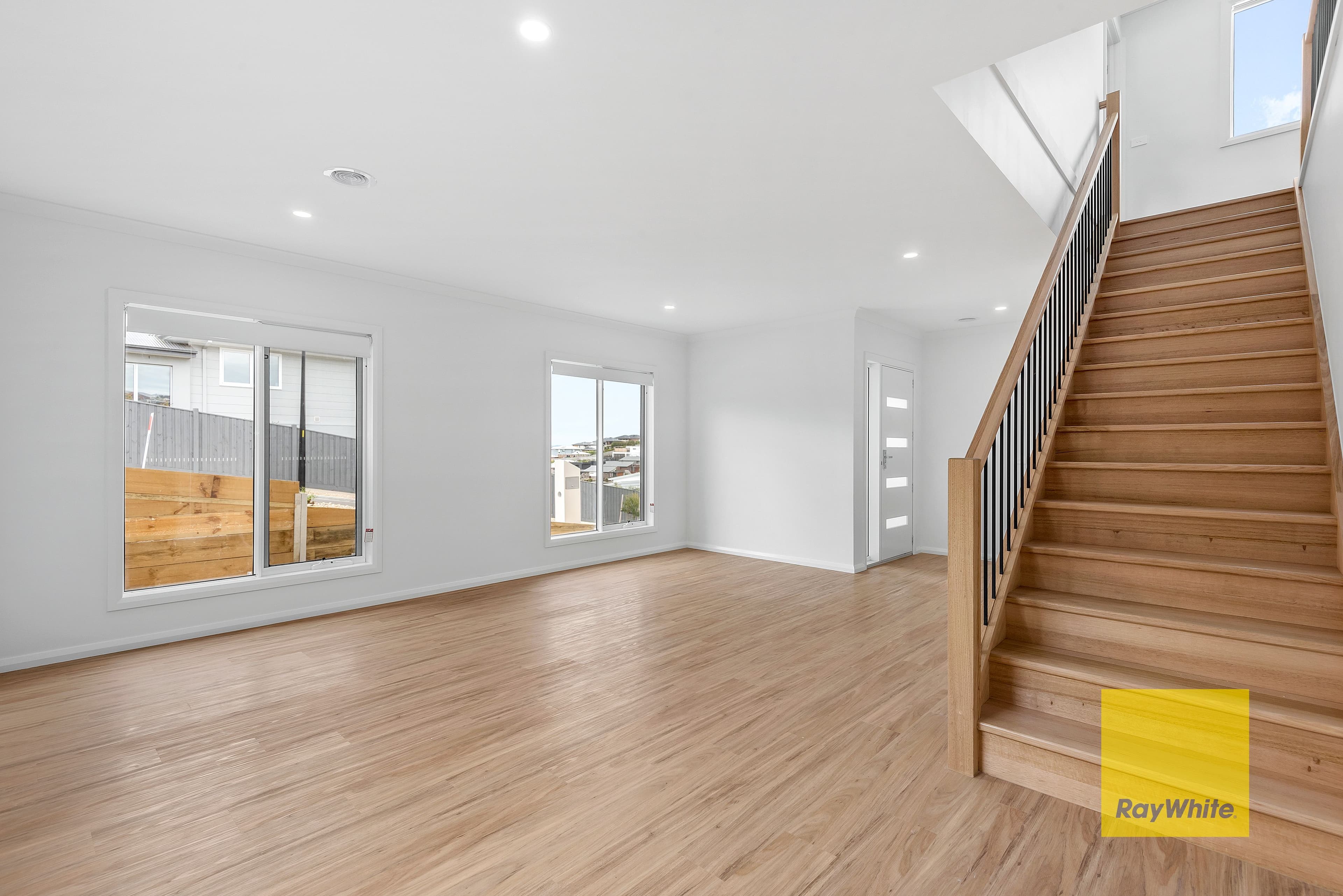 9 Regal Street, Highton VIC 3216, Highton - Thumbnail 5