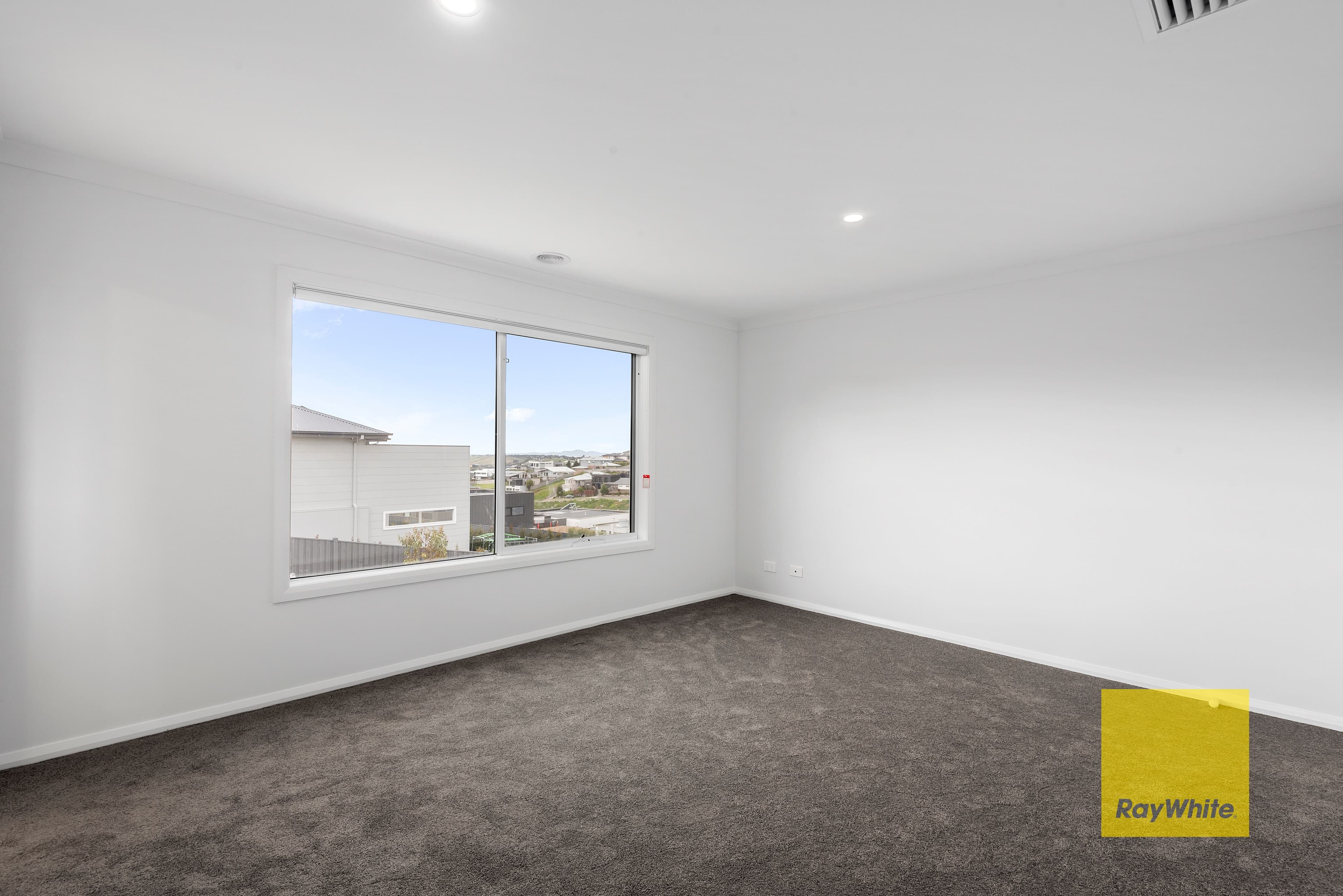 9 Regal Street, Highton VIC 3216, Highton - Thumbnail 7