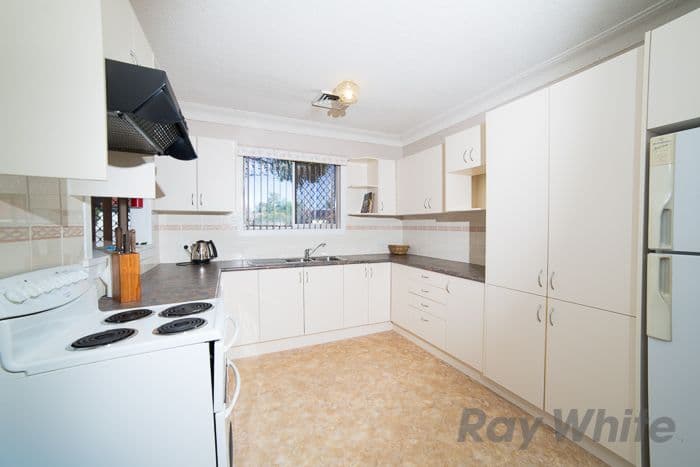 35 Nevill Street, Mayfield NSW 2304, Mayfield - Thumbnail 3