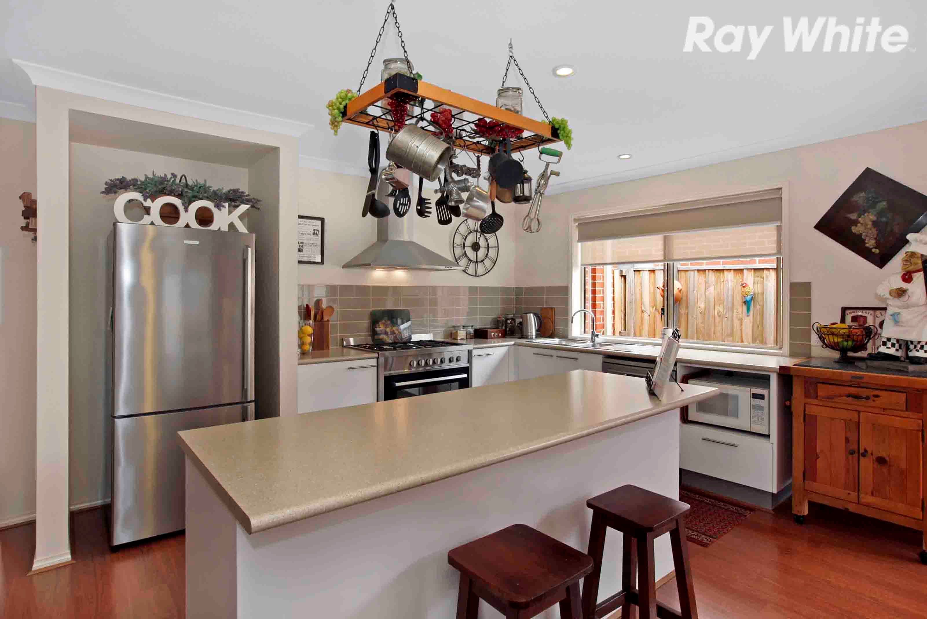 9 Currumbin Road, Doreen VIC 3754, Doreen - Thumbnail 2