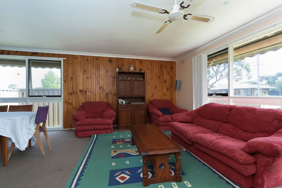 113 Barries Road, MELTON VIC 3337, Melton - Thumbnail 4