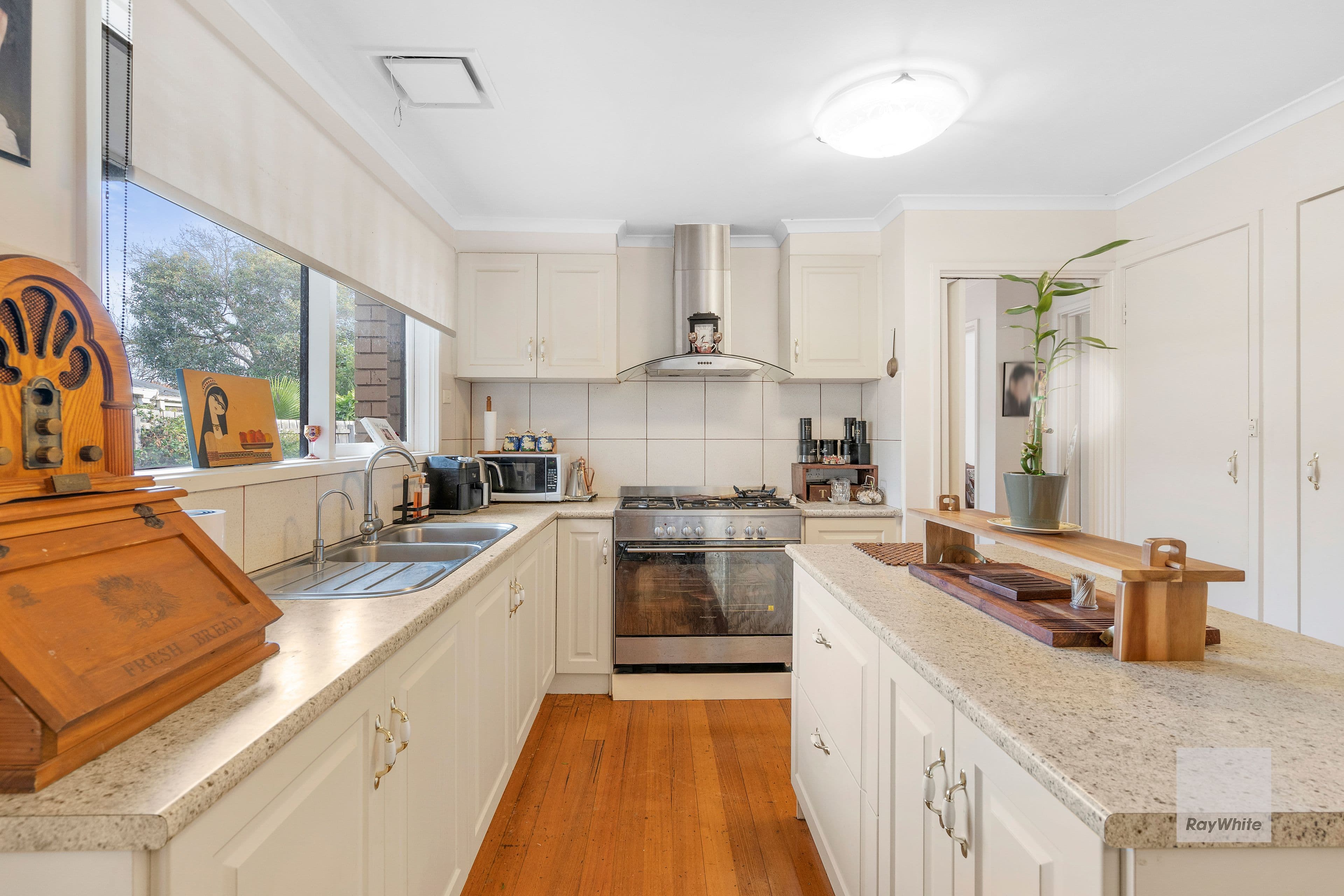 31 Milton Parade, Bundoora VIC 3083, Bundoora - Thumbnail 5