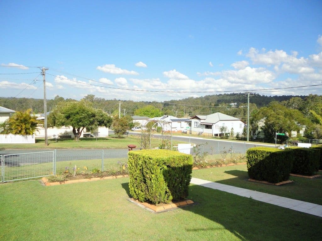 31 Dorothy Street, Silkstone QLD 4304, Silkstone - Thumbnail 6