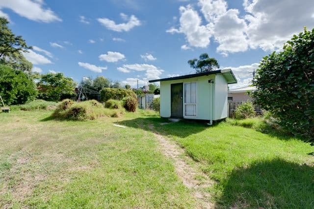55 Yarra Avenue, RESERVOIR VIC 3073, Reservoir - Thumbnail 4