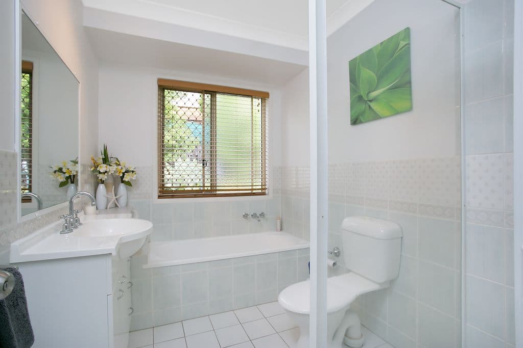 45 Leviathan Drive, Mudgeeraba QLD 4213, Mudgeeraba - Thumbnail 4