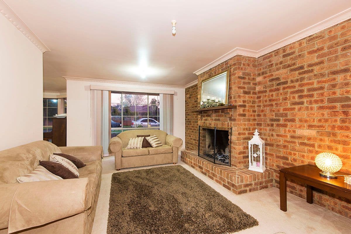 13 Stradella Close, MILL PARK VIC 3082, Mill Park - Thumbnail 3