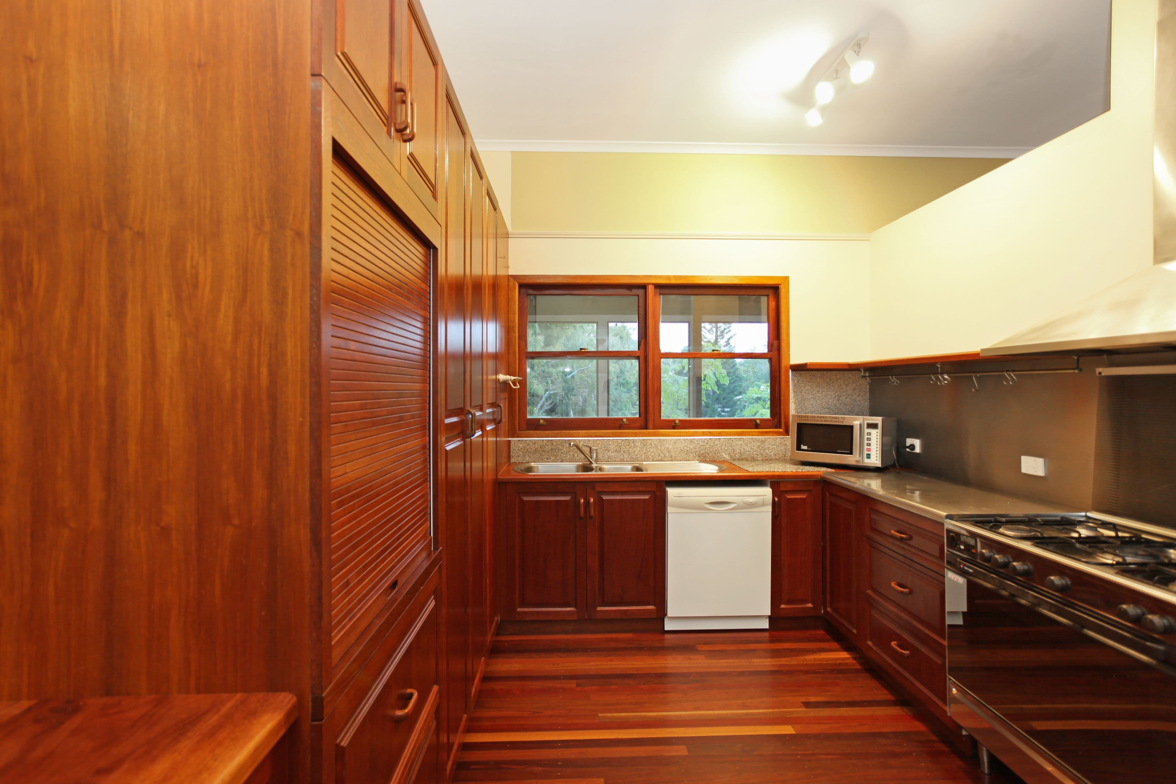 275 Slade Point Road, Slade Point QLD 4740, Slade Point - Thumbnail 7