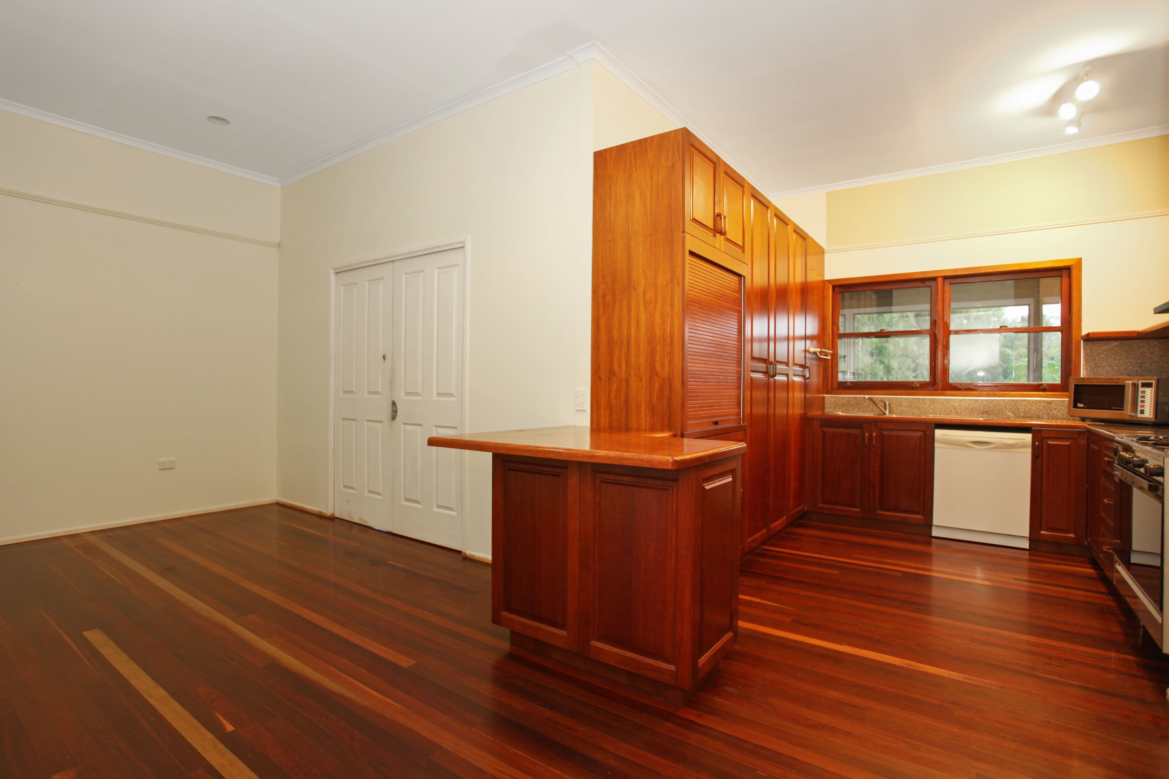 275 Slade Point Road, Slade Point QLD 4740, Slade Point - Thumbnail 8