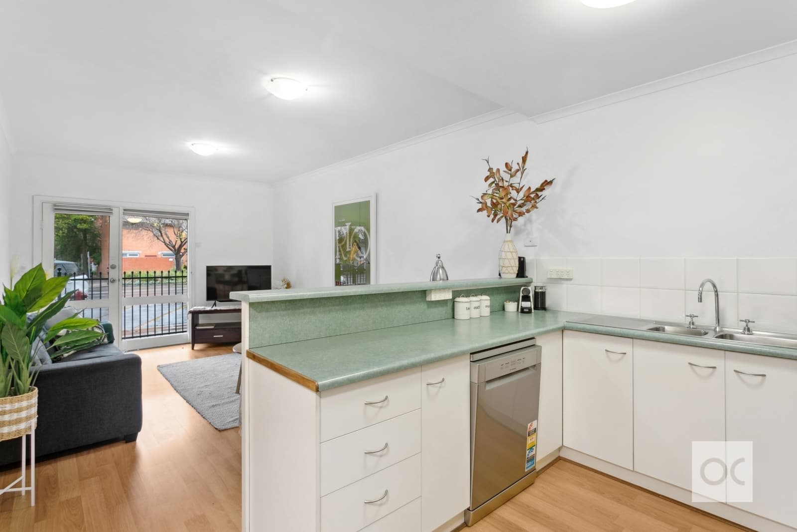 2/177 Angas Street, Adelaide - Thumbnail 7