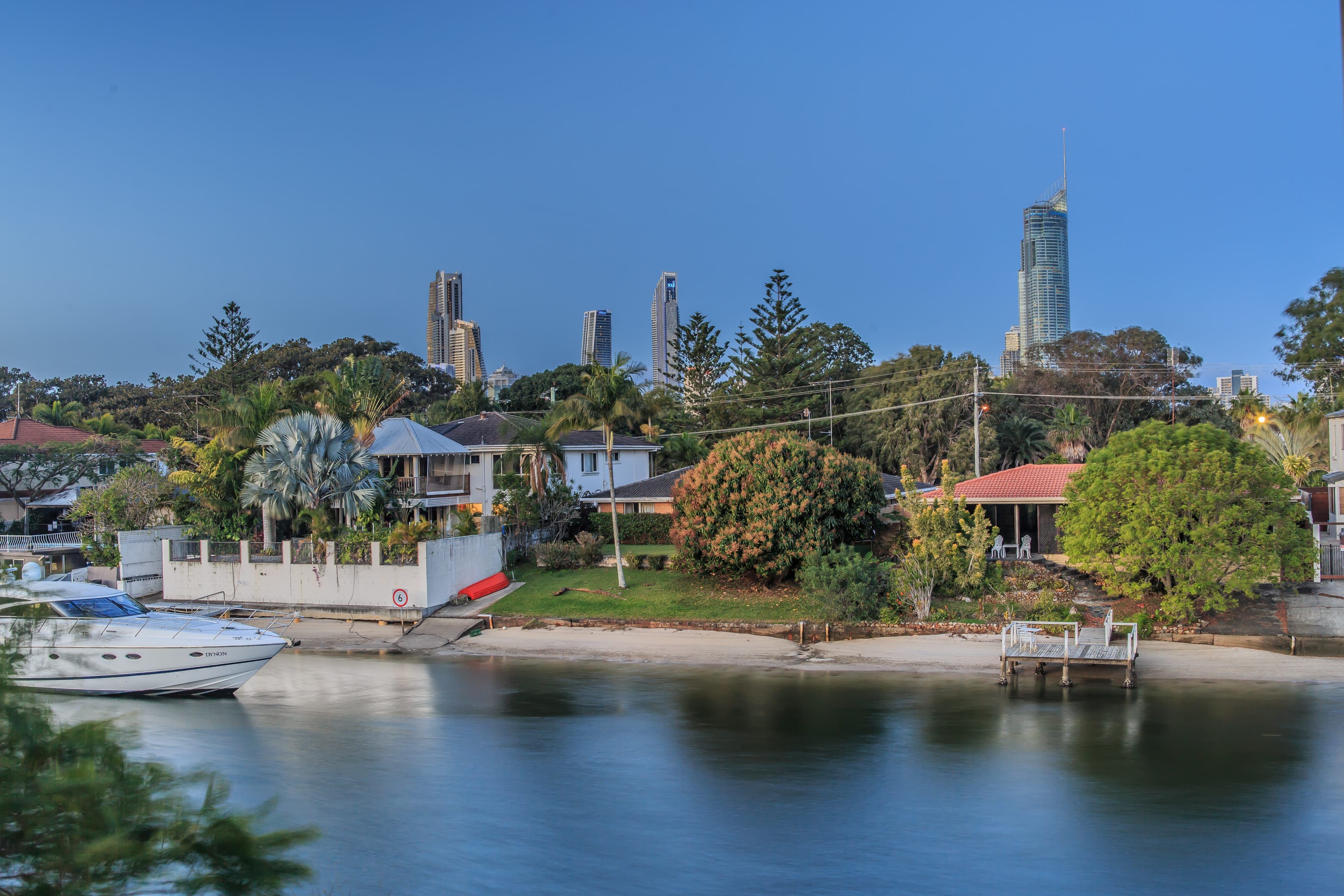 77 salerno Street, Surfers Paradise QLD 4217, Surfers Paradise - Thumbnail 5