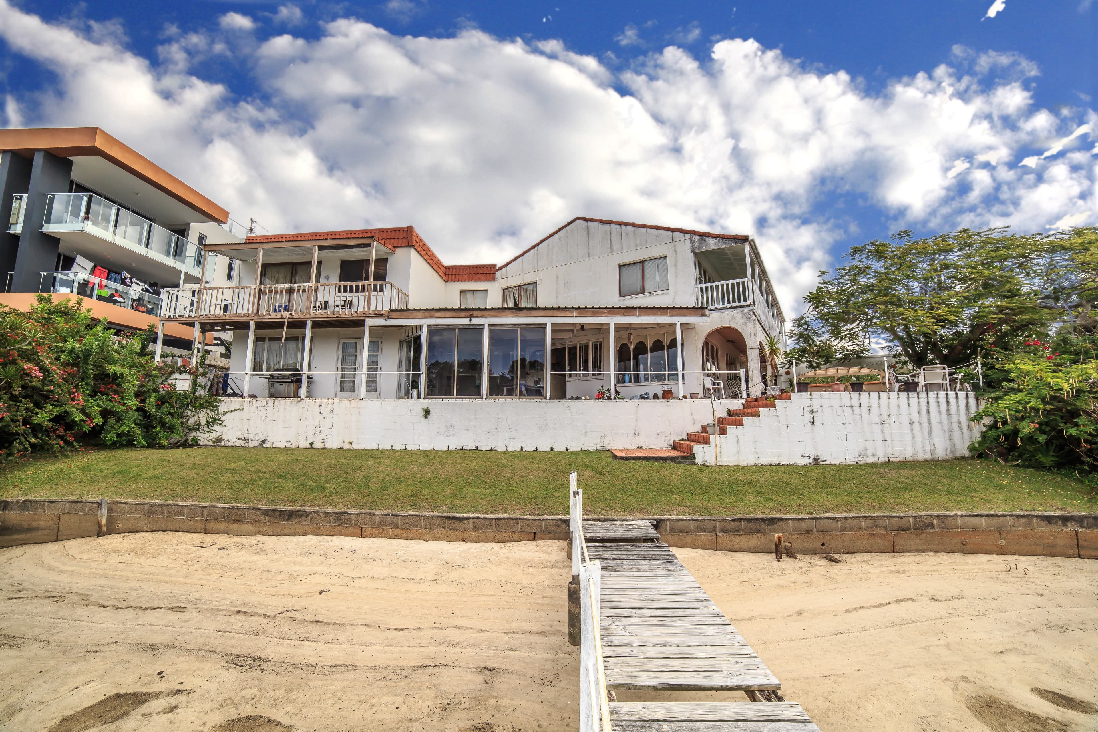 77 salerno Street, Surfers Paradise QLD 4217, Surfers Paradise - Thumbnail 7
