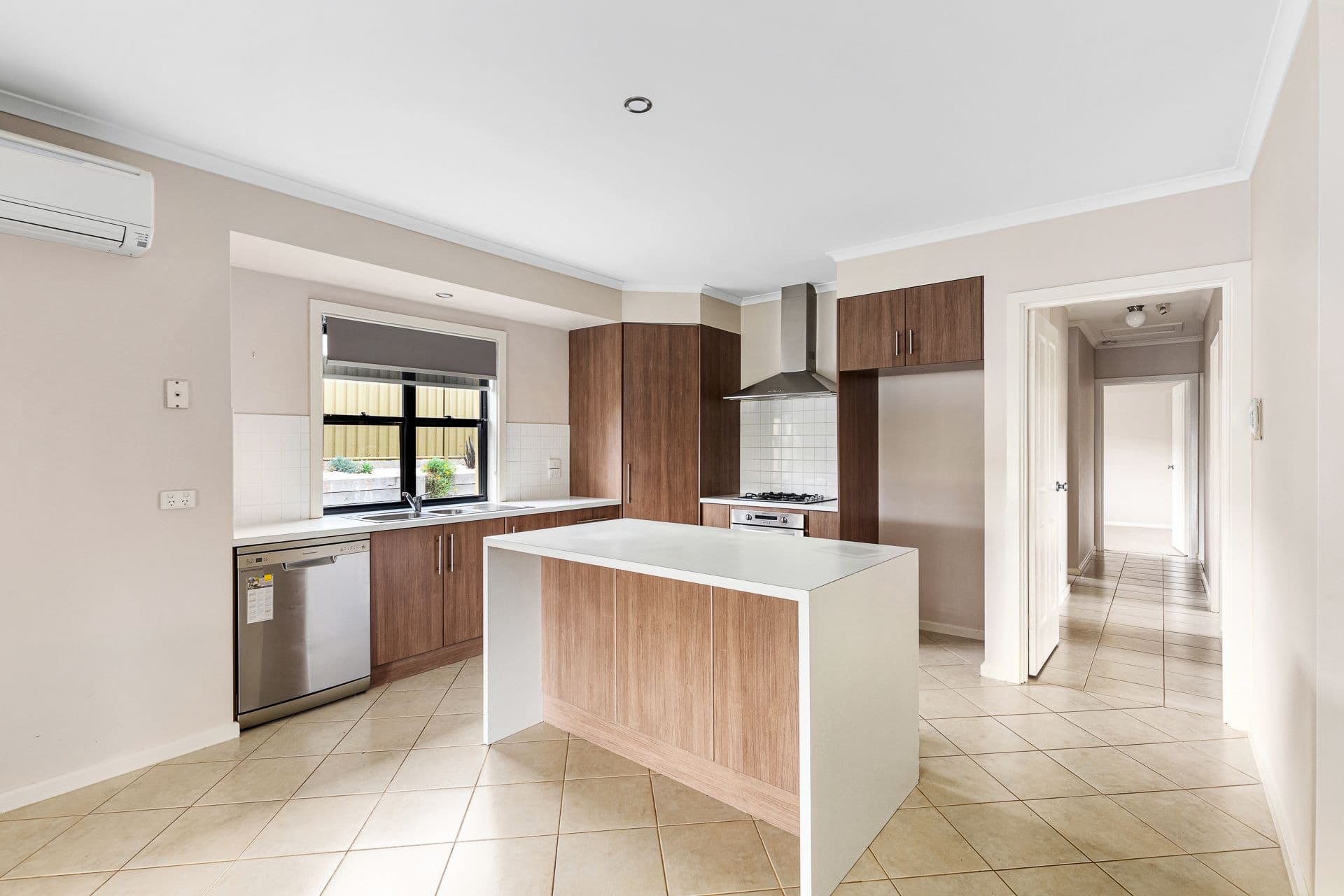 15 Woodhaven Place, Mount Gambier SA 5290, Mount Gambier - Thumbnail 3