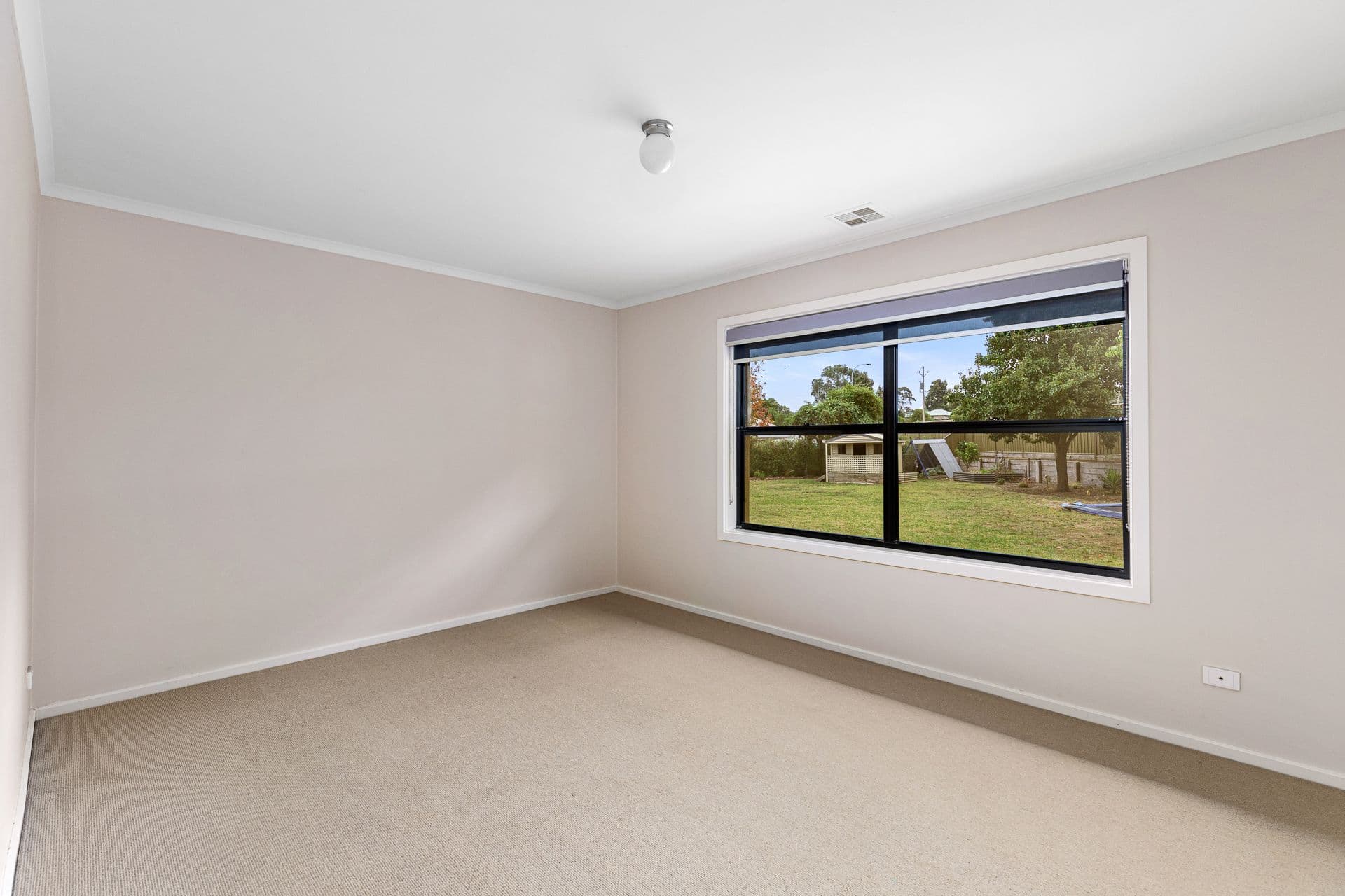 15 Woodhaven Place, Mount Gambier SA 5290, Mount Gambier - Thumbnail 5