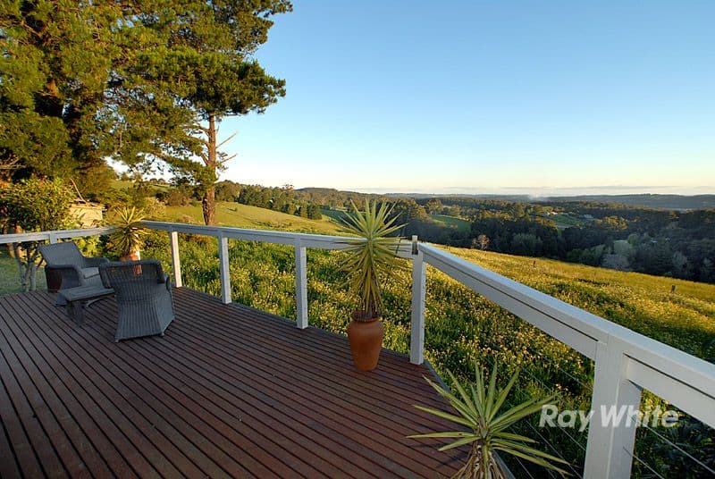 16 Cloverleigh Avenue, EMERALD VIC 3782, Emerald - Thumbnail 4