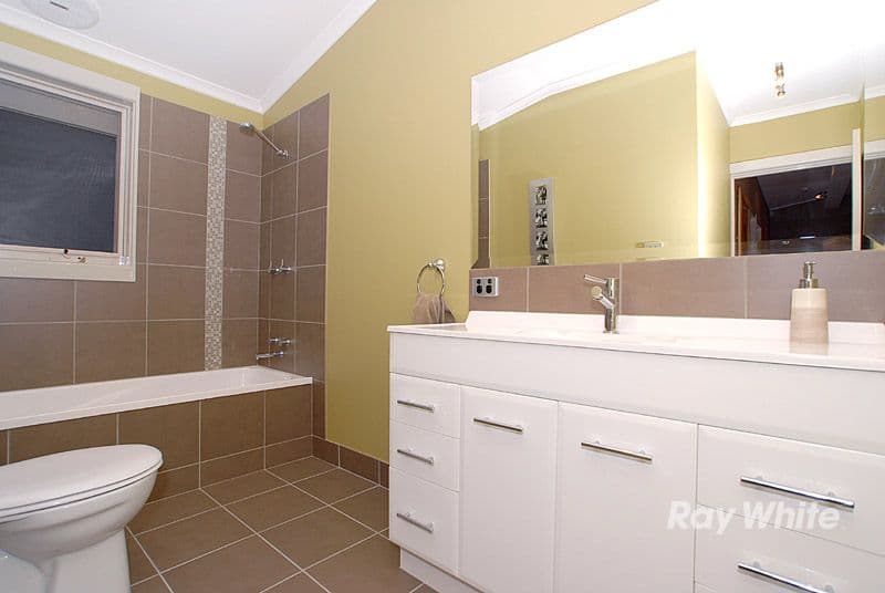 16 Cloverleigh Avenue, EMERALD VIC 3782, Emerald - Thumbnail 7