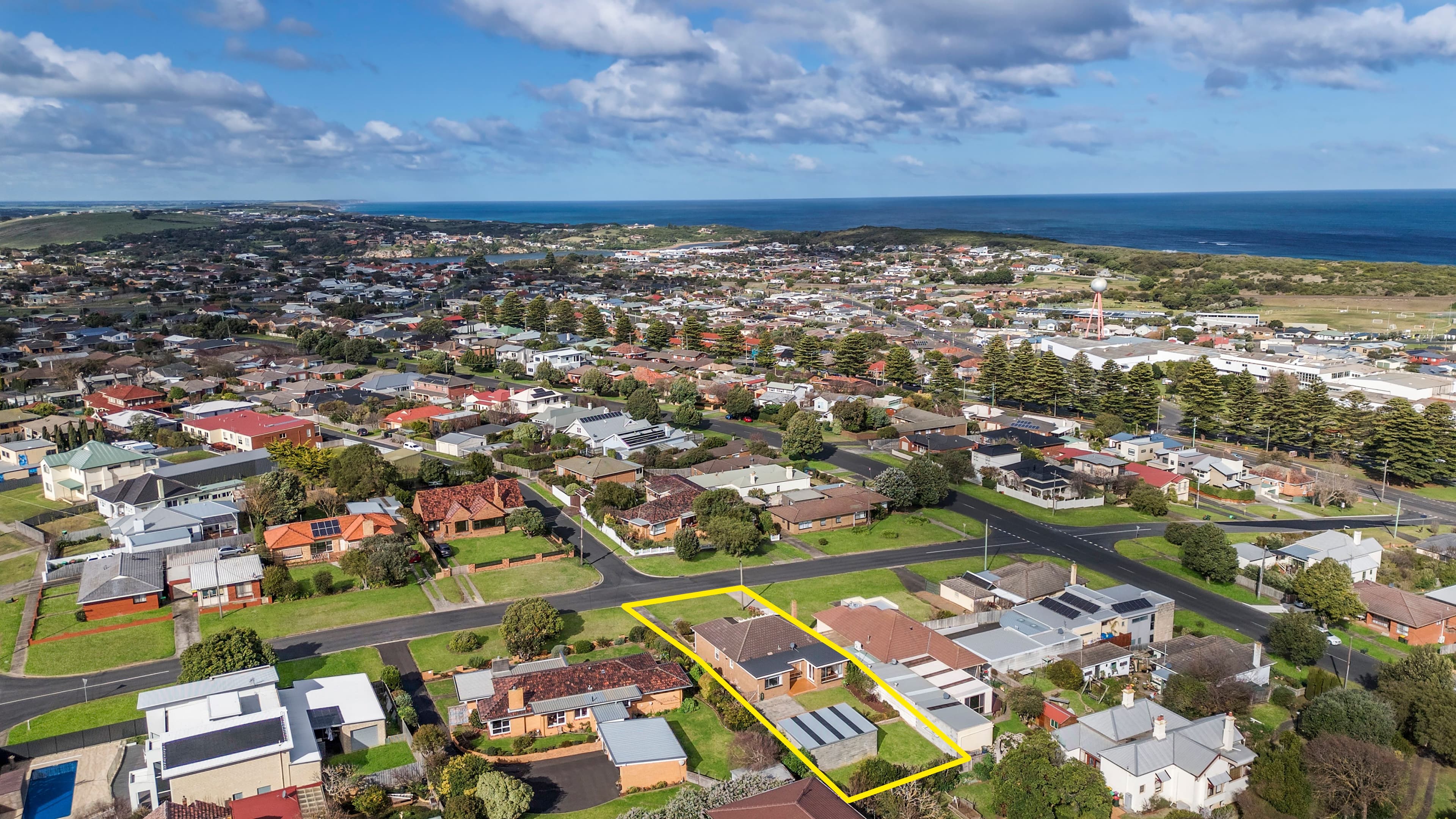 13 Craig Street, Warrnambool VIC 3280, Warrnambool - Thumbnail 2