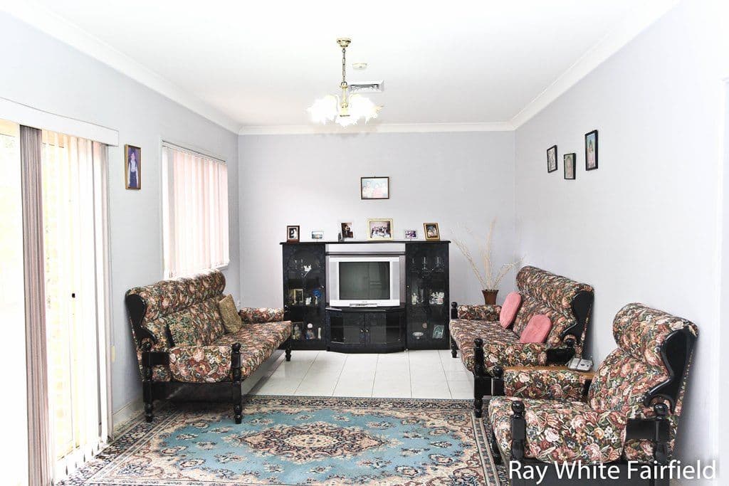 93 Nelson Street, Fairfield NSW 2165, Fairfield Heights - Thumbnail 3