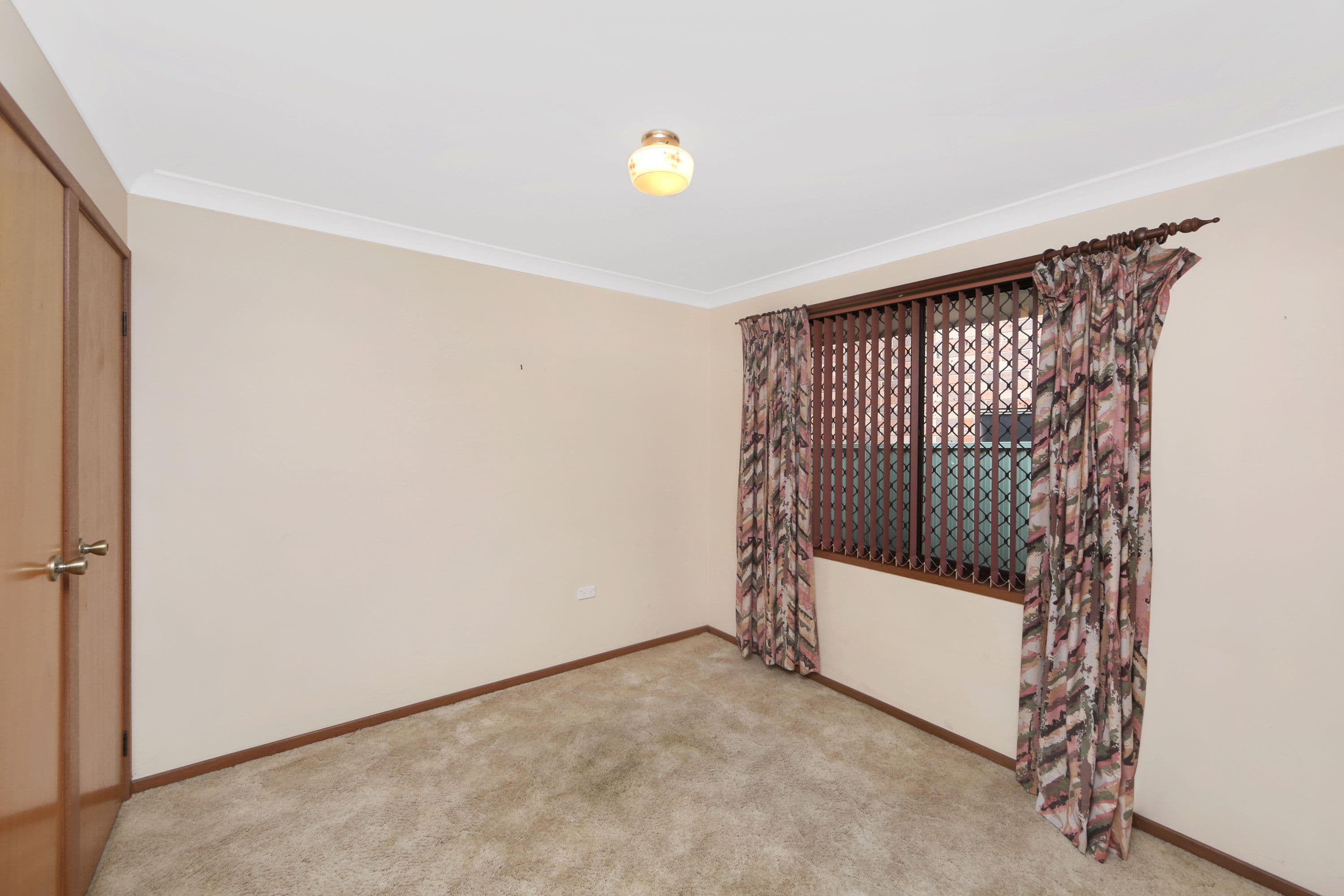 17 Casurina Close, Lake Haven - Thumbnail 5