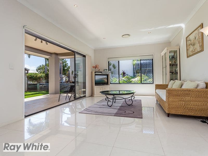 30 Marsh Parade, NORTH LAKES QLD 4509, North Lakes - Thumbnail 4