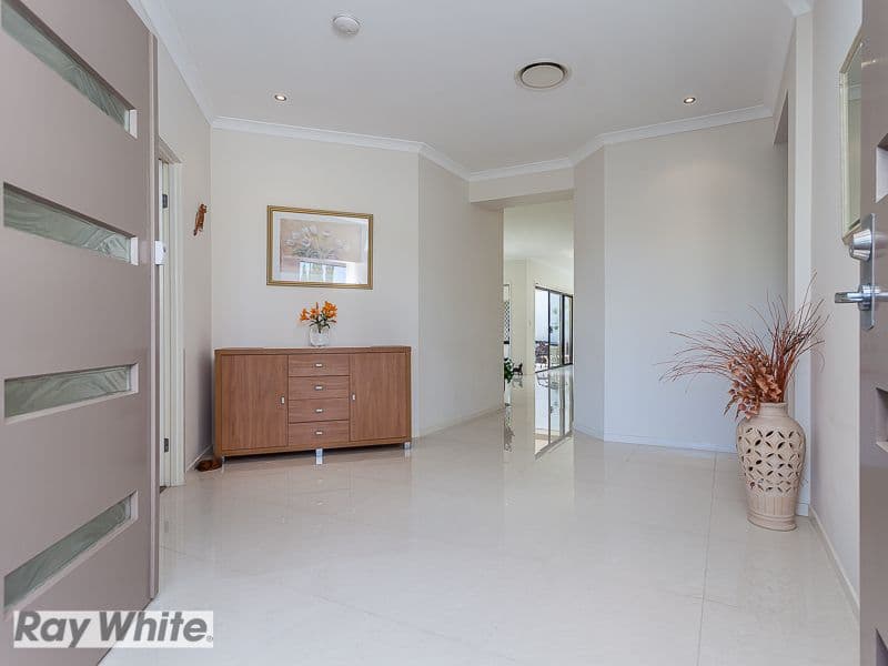 30 Marsh Parade, NORTH LAKES QLD 4509, North Lakes - Thumbnail 6