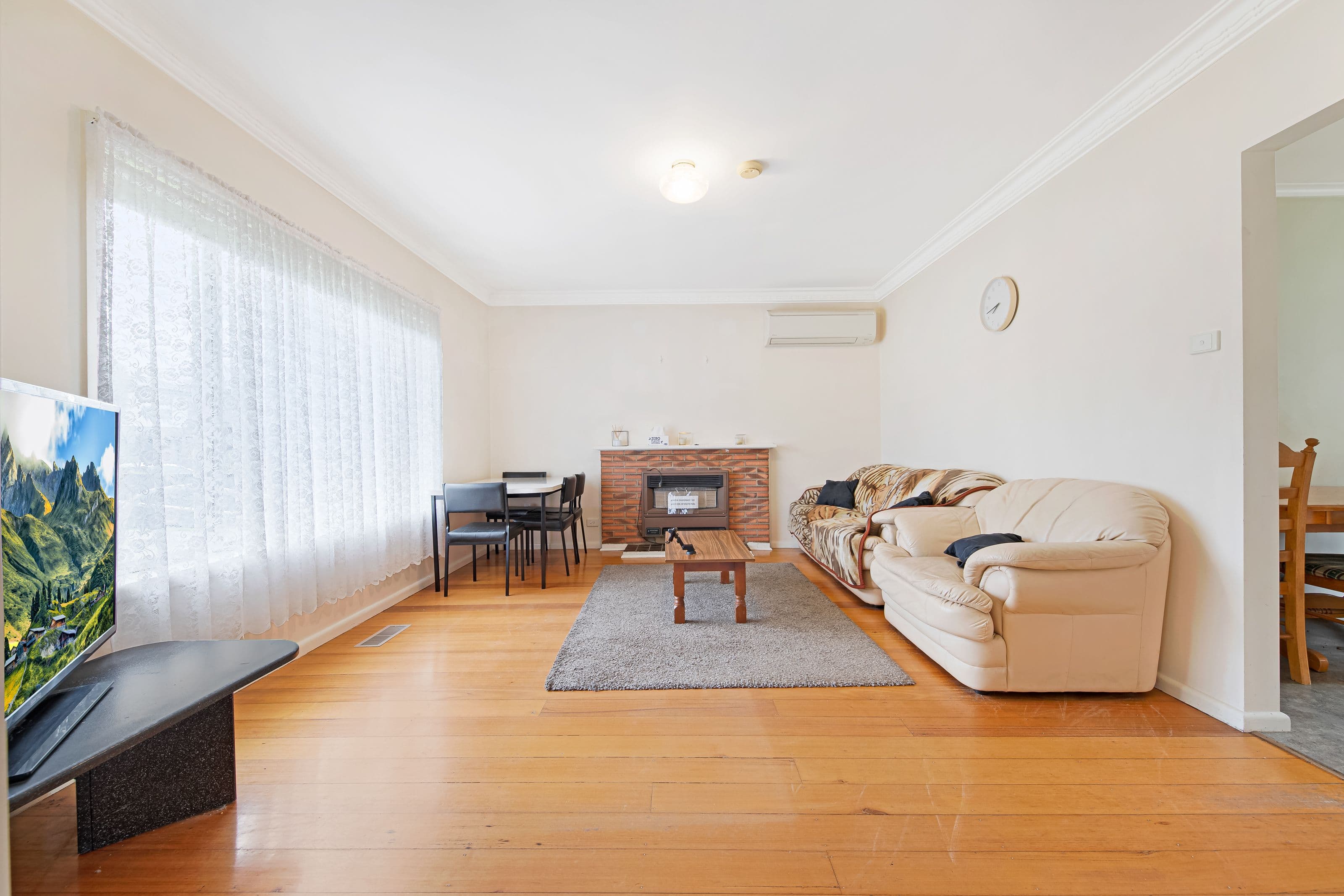22 Haresta Avenue, Dandenong VIC 3175, Dandenong - Thumbnail 2