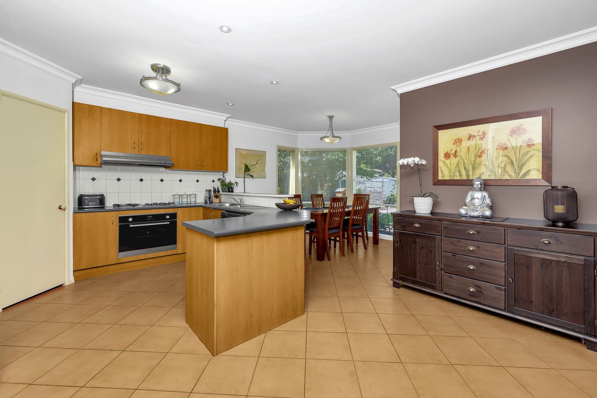6 Maltravers Place, Wyndham Vale VIC 3024, Wyndham Vale - Thumbnail 4