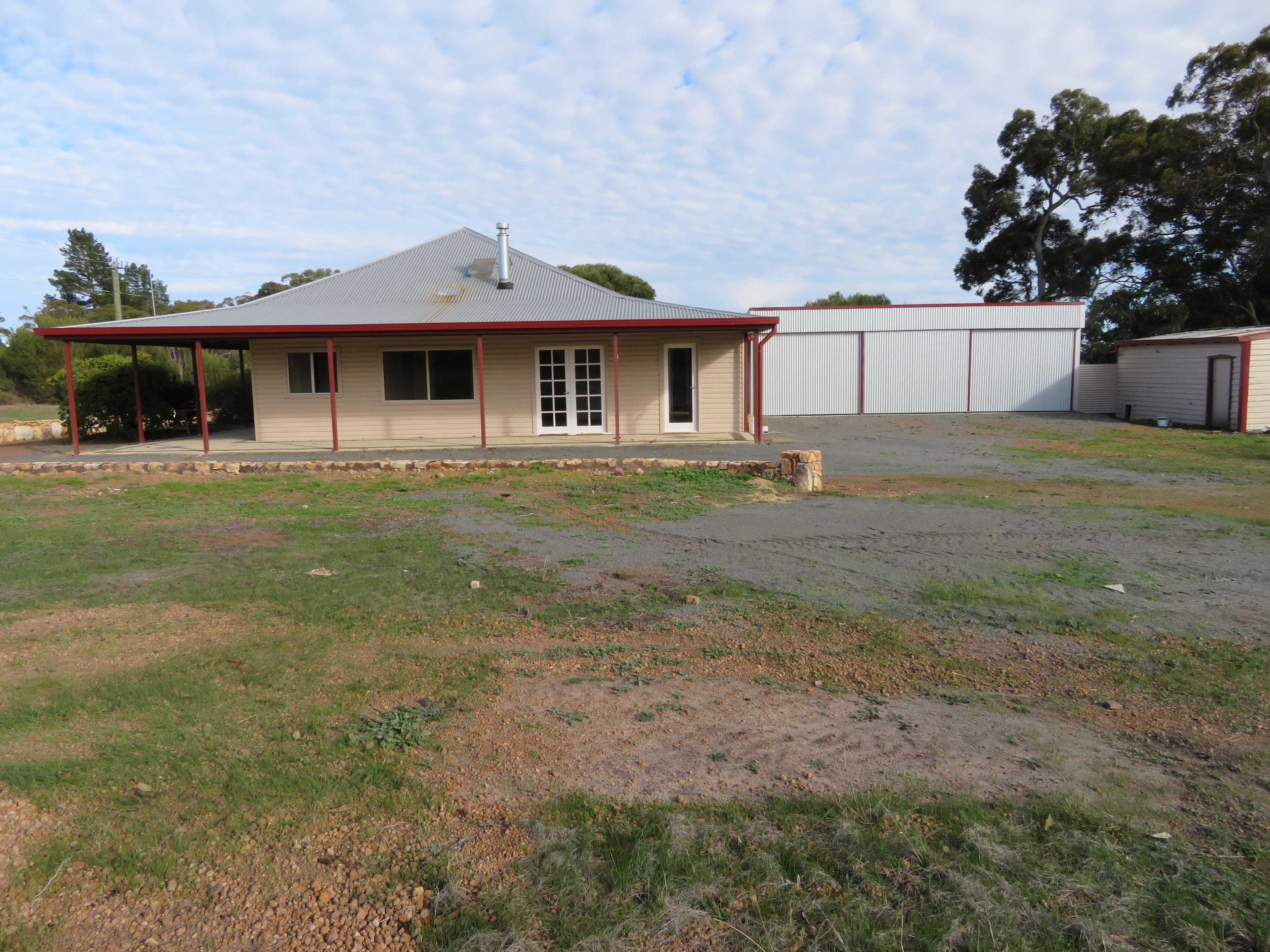 317 Beverley Road, Kendenup WA 6323, Kendenup - Thumbnail 2