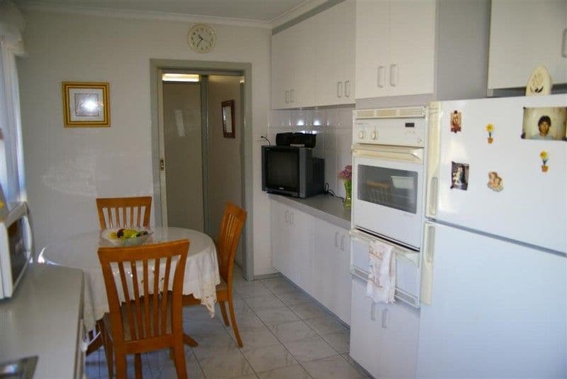 15 Wetherby Road, DONCASTER VIC 3108, Doncaster - Thumbnail 2