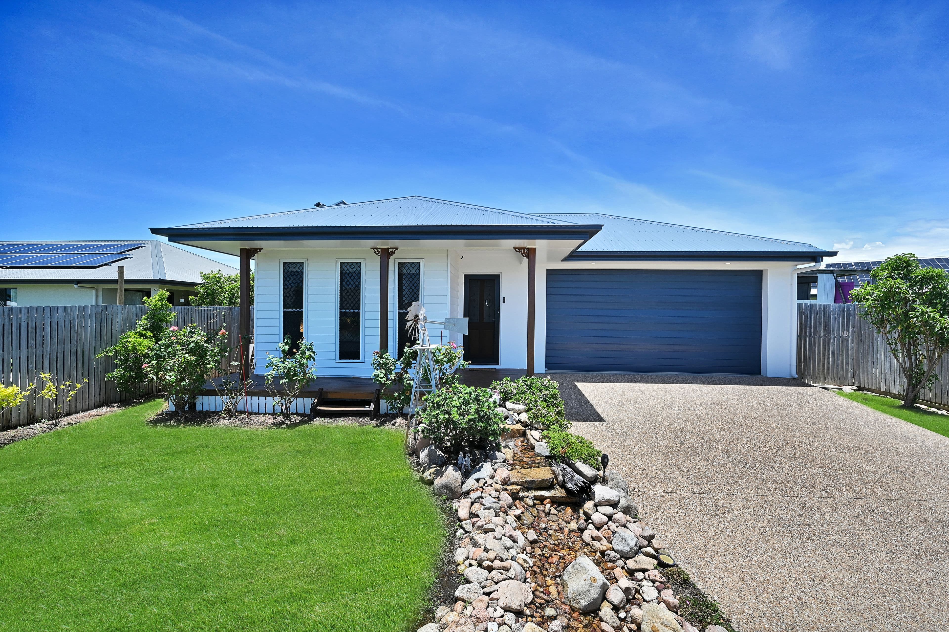14 Barnfield Street, Mount Low QLD 4818, Mount Low - Image 1