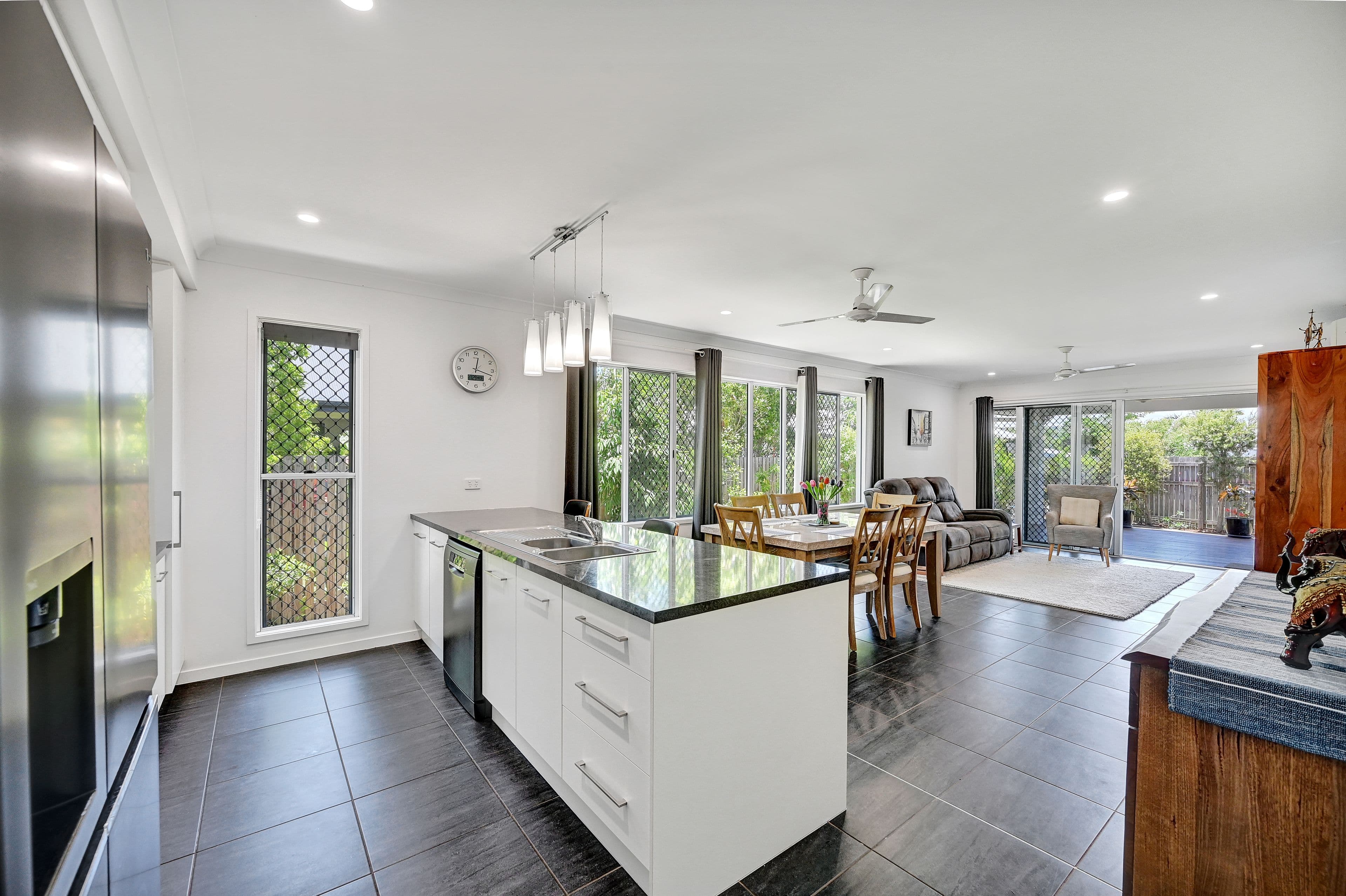 14 Barnfield Street, Mount Low QLD 4818, Mount Low - Thumbnail 4