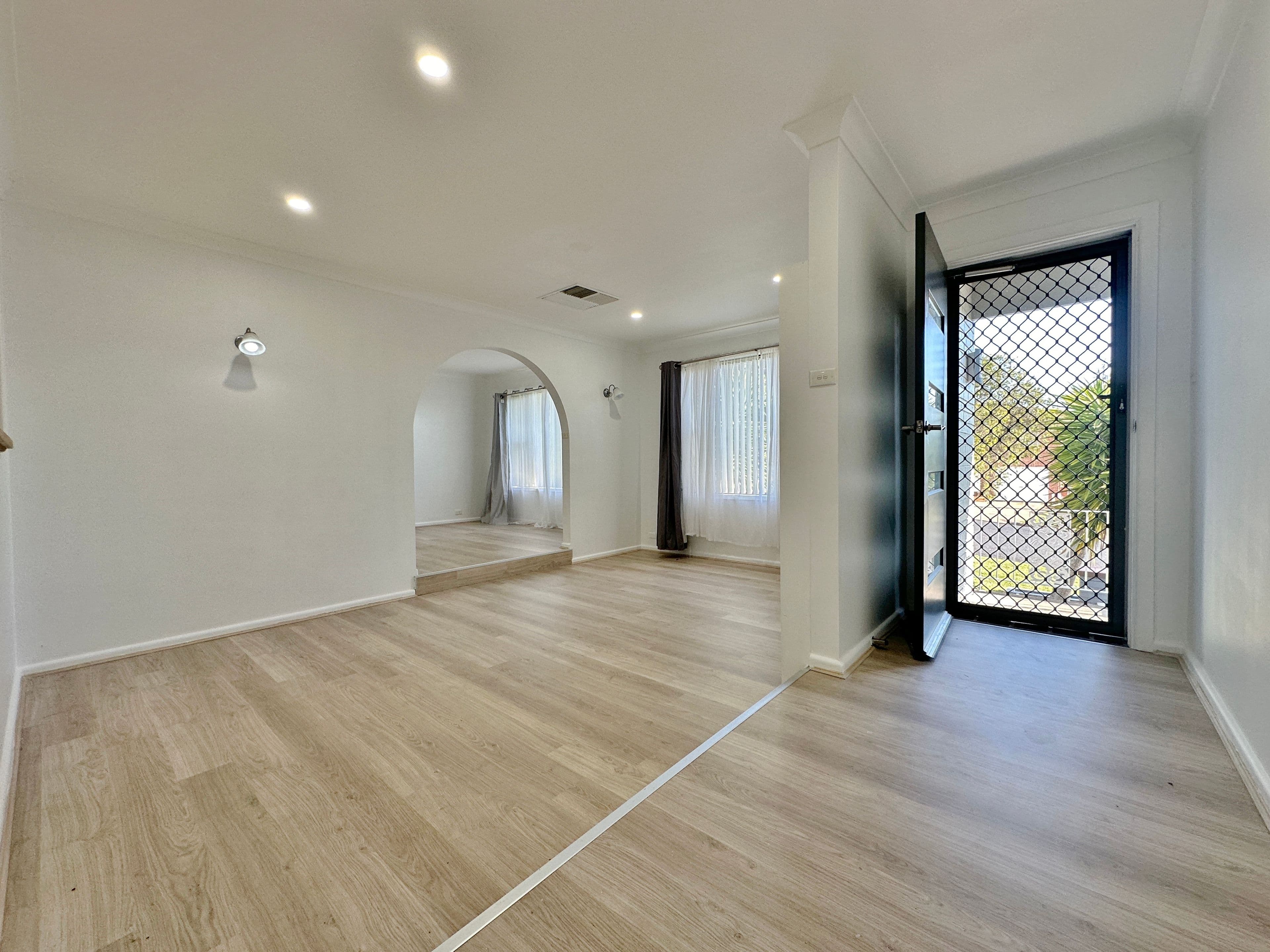 19 Hardy Avenue, Young NSW 2594, Young - Thumbnail 4