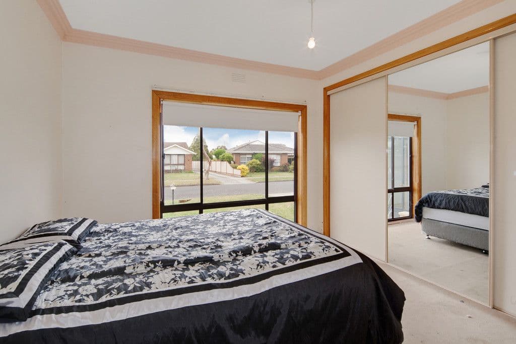 3 Waldemar Street, Wendouree VIC 3355, Wendouree - Thumbnail 5
