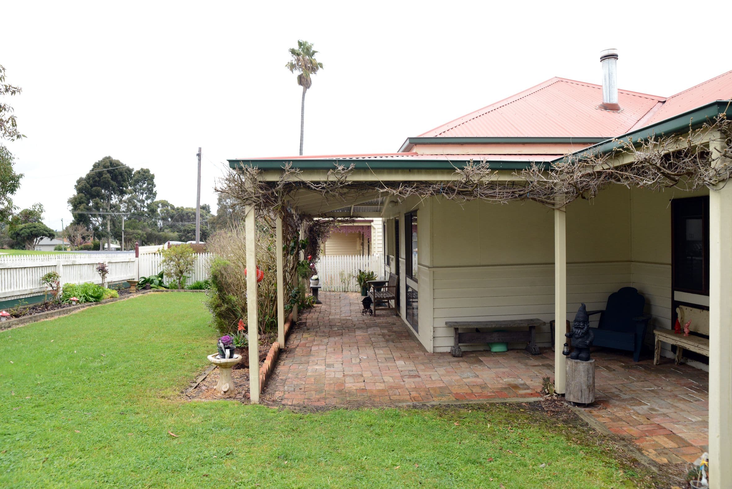 233 Henty Street, Casterton VIC 3311, Casterton - Thumbnail 3