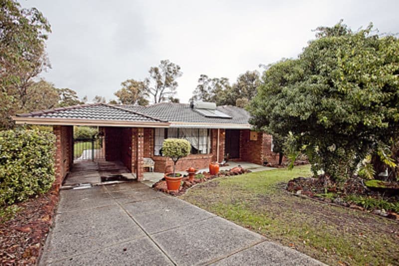 5 Urch Road, KALAMUNDA WA 6076, Kalamunda - Thumbnail 2