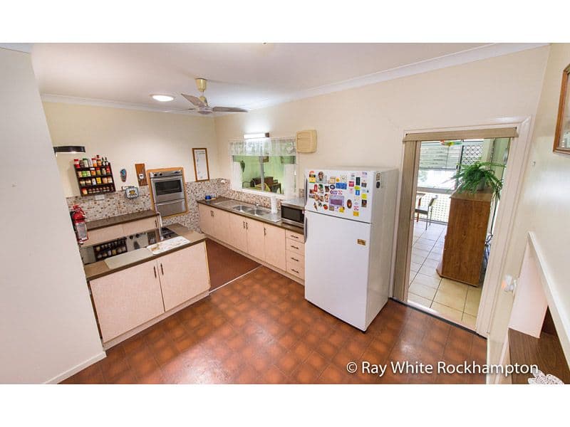110 Stamford Street, Berserker QLD 4701, Berserker - Thumbnail 2