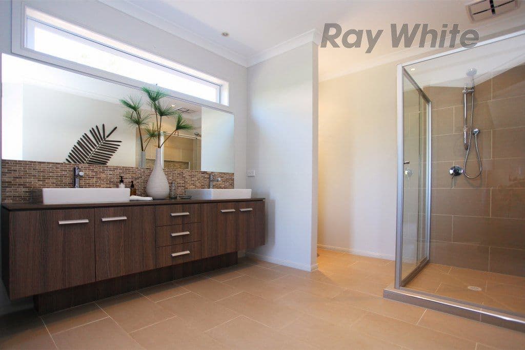 19 Citybay Drive, POINT COOK VIC 3030, Point Cook - Thumbnail 5