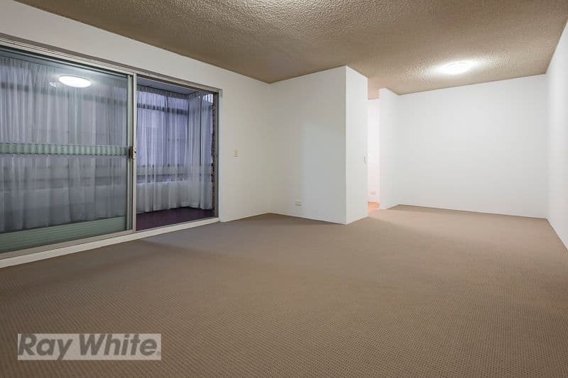 235 Cavendish Road, COORPAROO QLD 4151, Coorparoo - Thumbnail 2