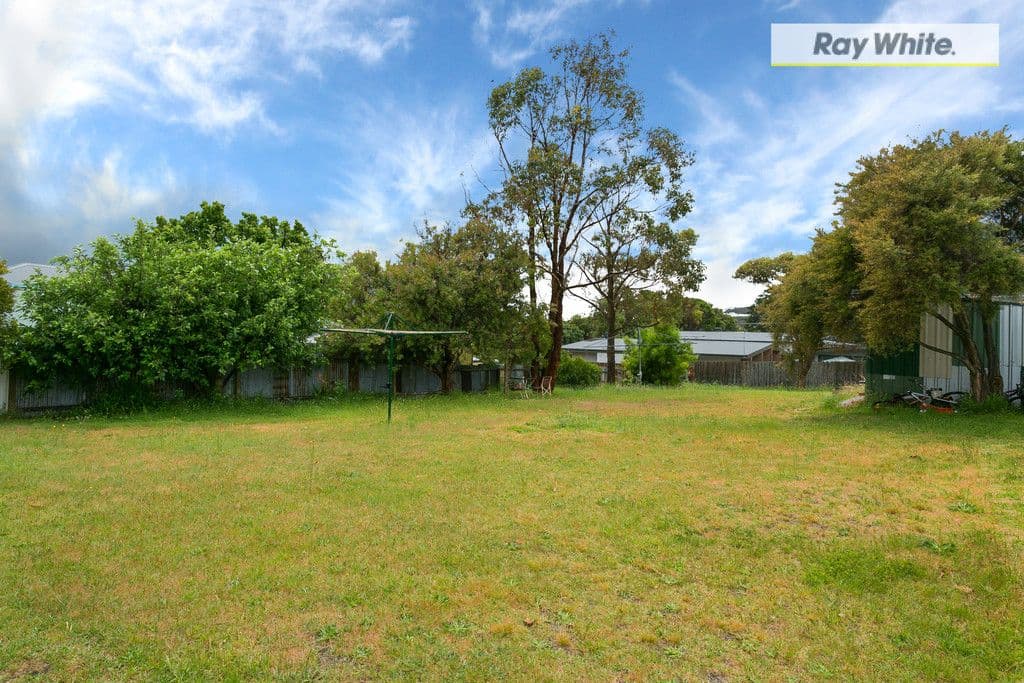 23 Parkmore Road, ROSEBUD VIC 3939, Rosebud - Thumbnail 3