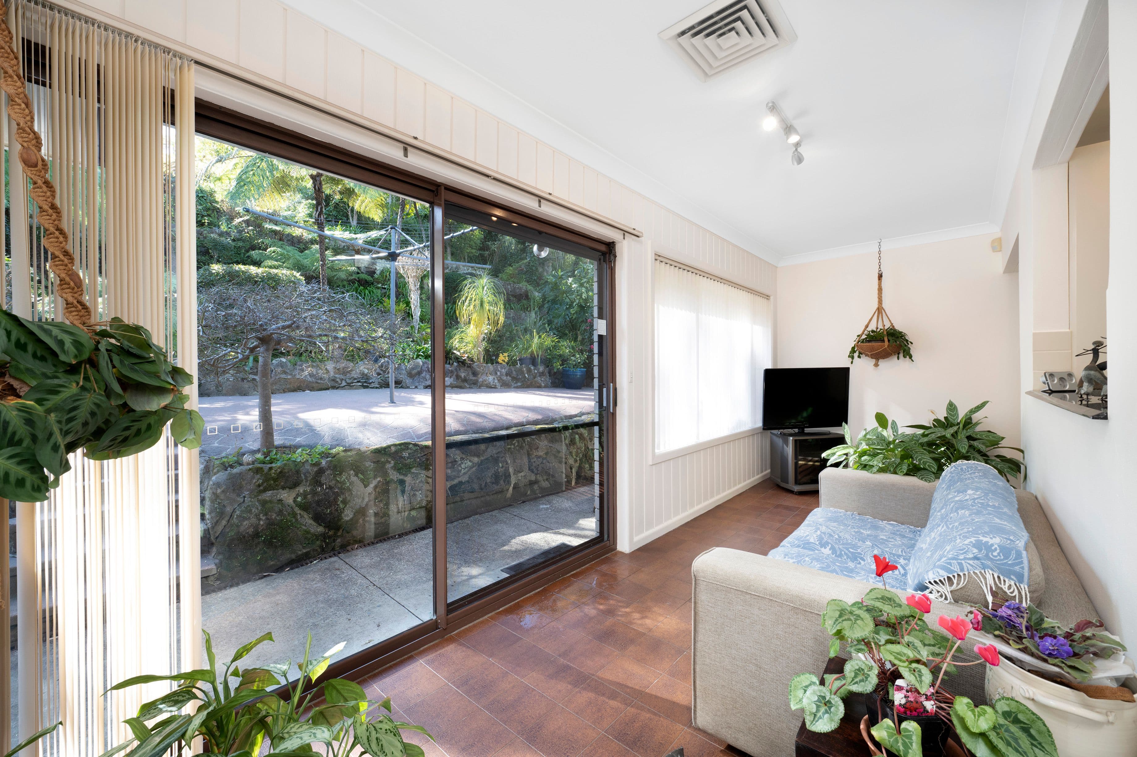 28 Merrilee Crescent, Frenchs Forest NSW 2086, Frenchs Forest - Thumbnail 5