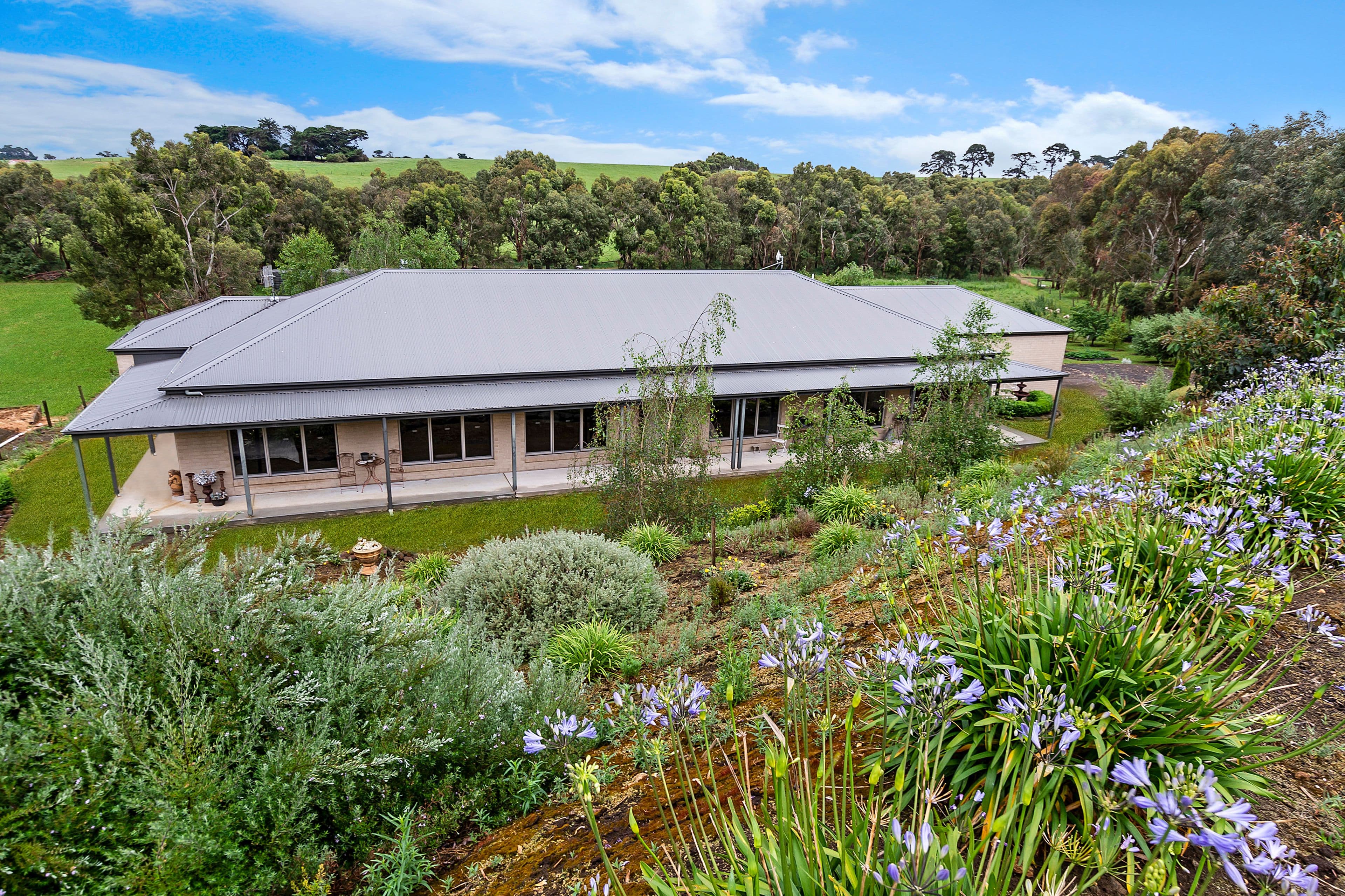 4 The Hill Court, Woodford VIC 3281, Woodford - Thumbnail 2