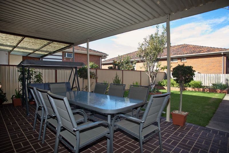 17 Coonawarra Drive, THOMASTOWN VIC 3074, Thomastown - Thumbnail 4