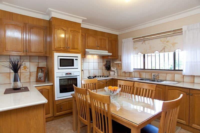 17 Coonawarra Drive, THOMASTOWN VIC 3074, Thomastown - Thumbnail 6