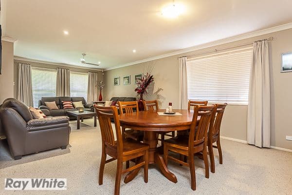 11 Hawkhurst Court, MURRUMBA DOWNS QLD 4503, Murrumba Downs - Thumbnail 3