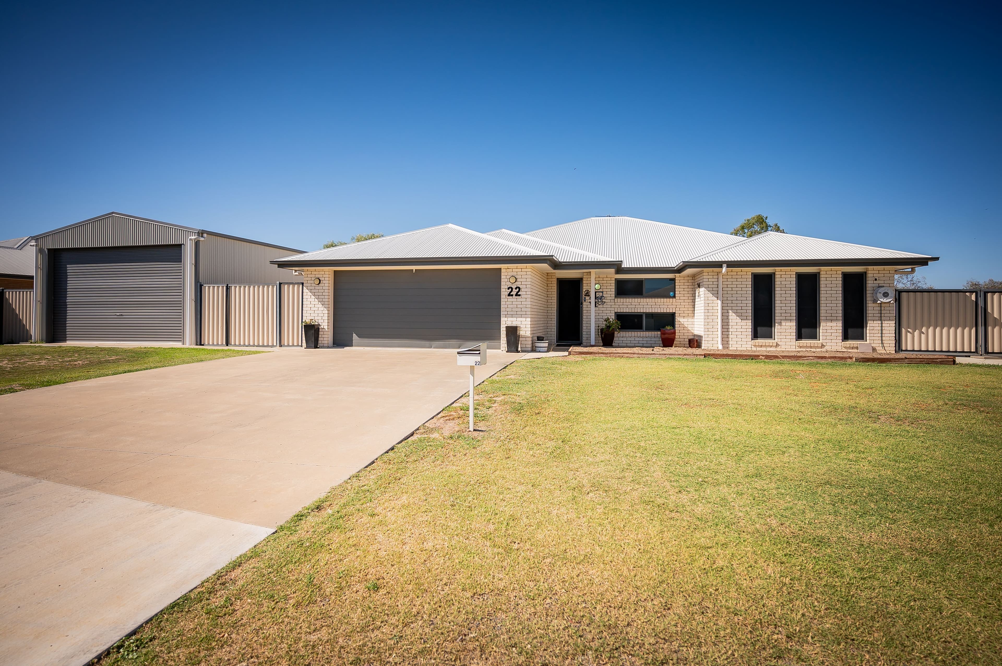 22 Beetson Drive, Roma QLD 4455, Roma - Image 1