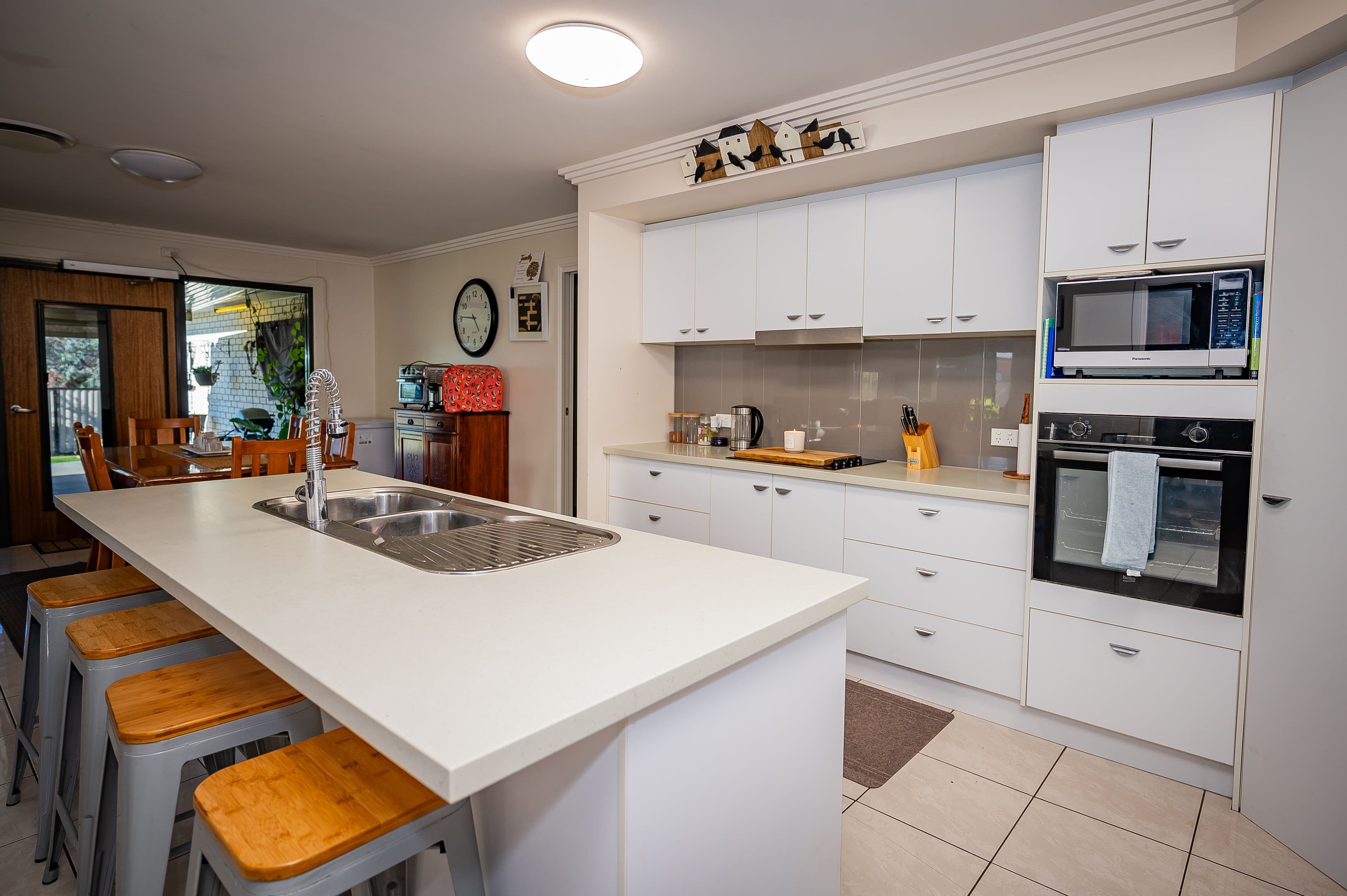 22 Beetson Drive, Roma QLD 4455, Roma - Thumbnail 2