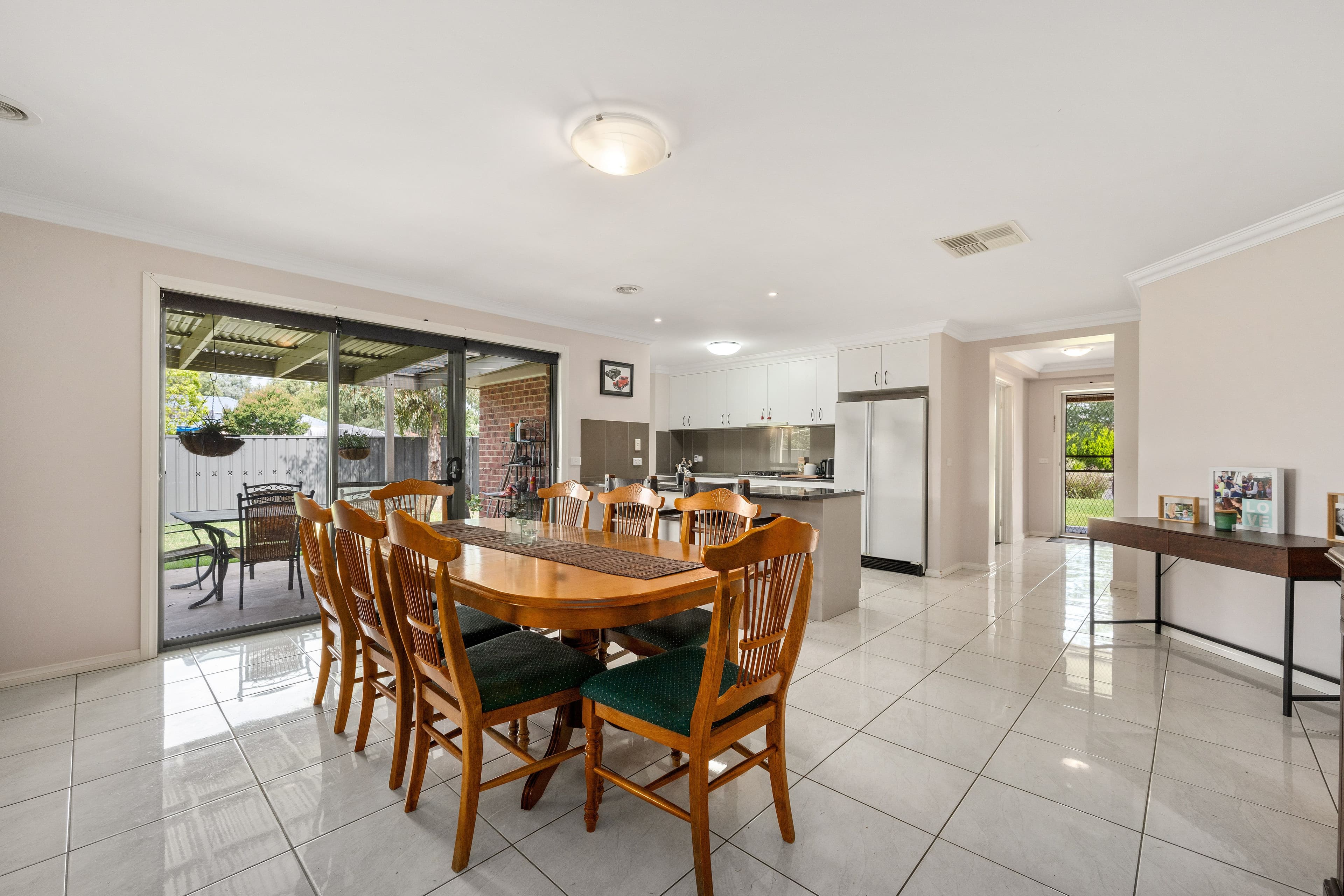 118 Hotham Circuit, Thurgoona NSW 2640, Thurgoona - Thumbnail 5