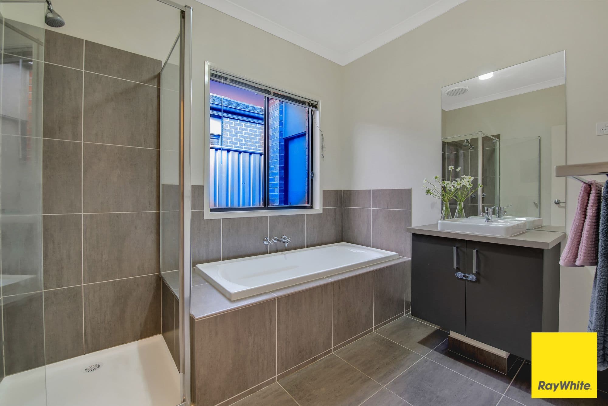 3 Tallgrass Avenue, Truganina VIC 3029, Truganina - Thumbnail 6