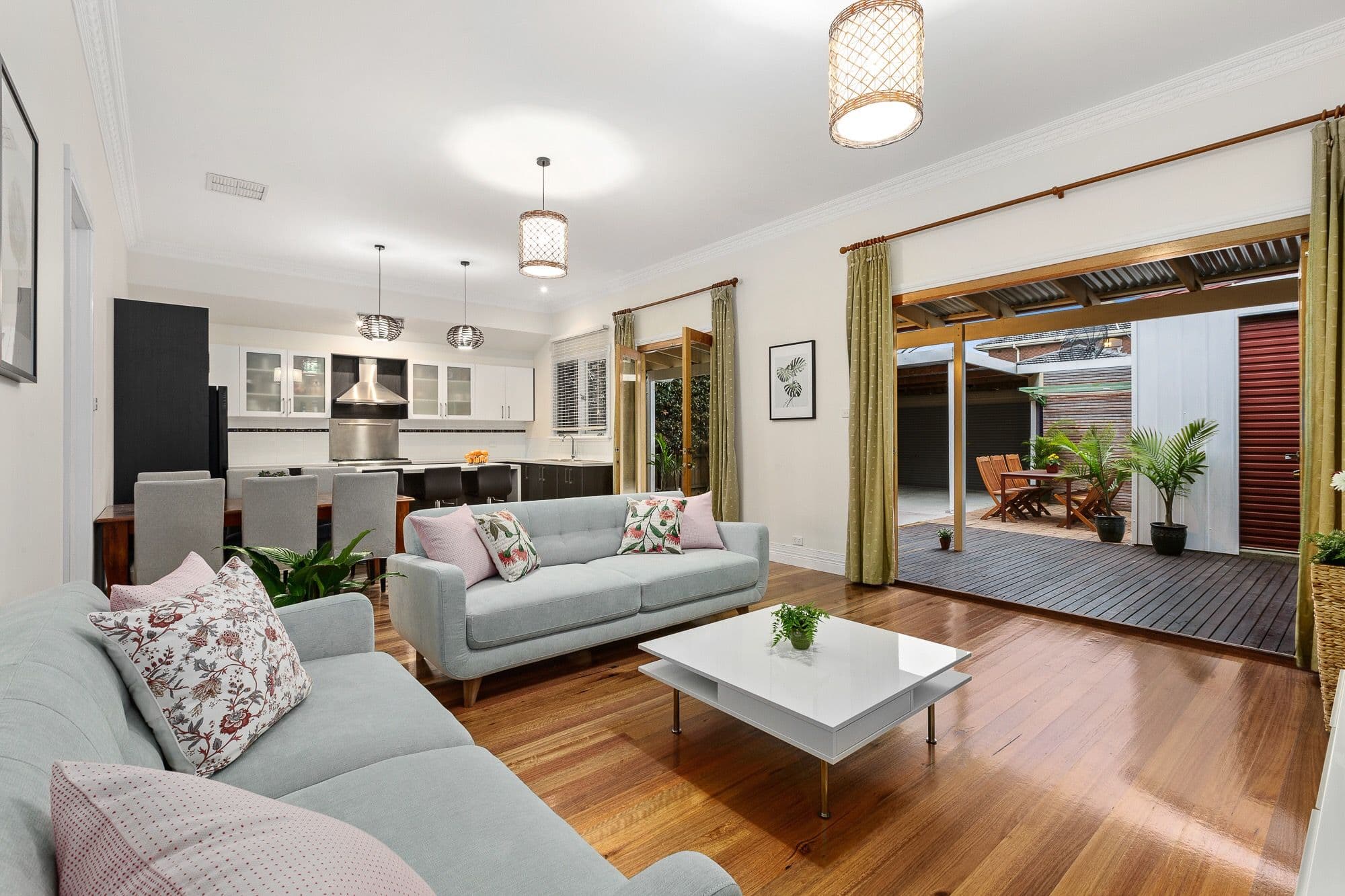 10 Townhall Avenue, Preston VIC 3072, Preston - Thumbnail 2