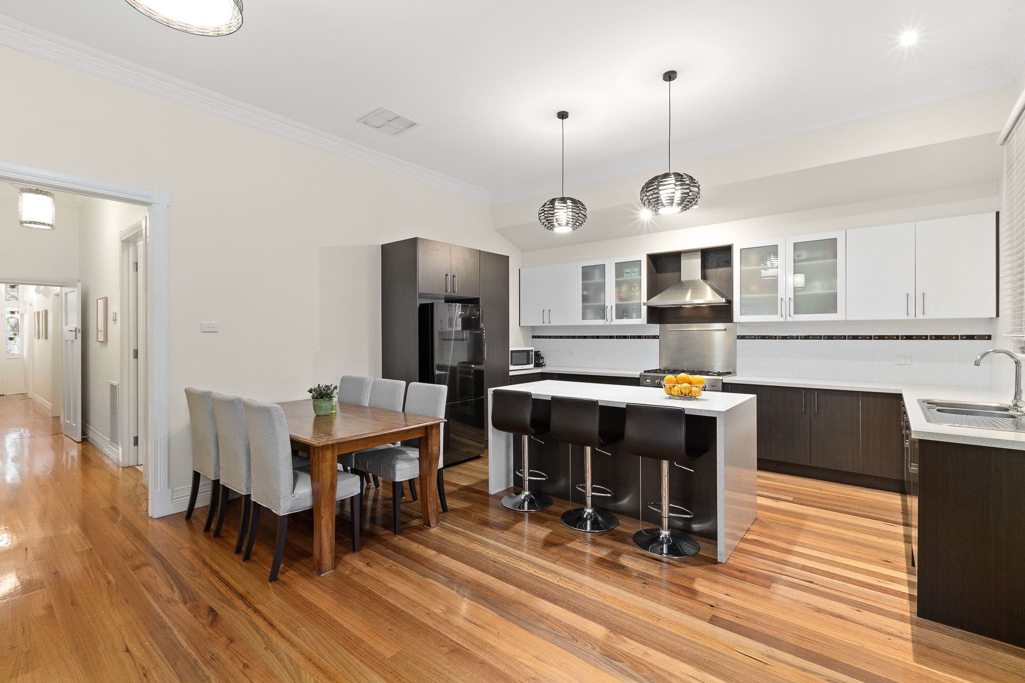 10 Townhall Avenue, Preston VIC 3072, Preston - Thumbnail 4